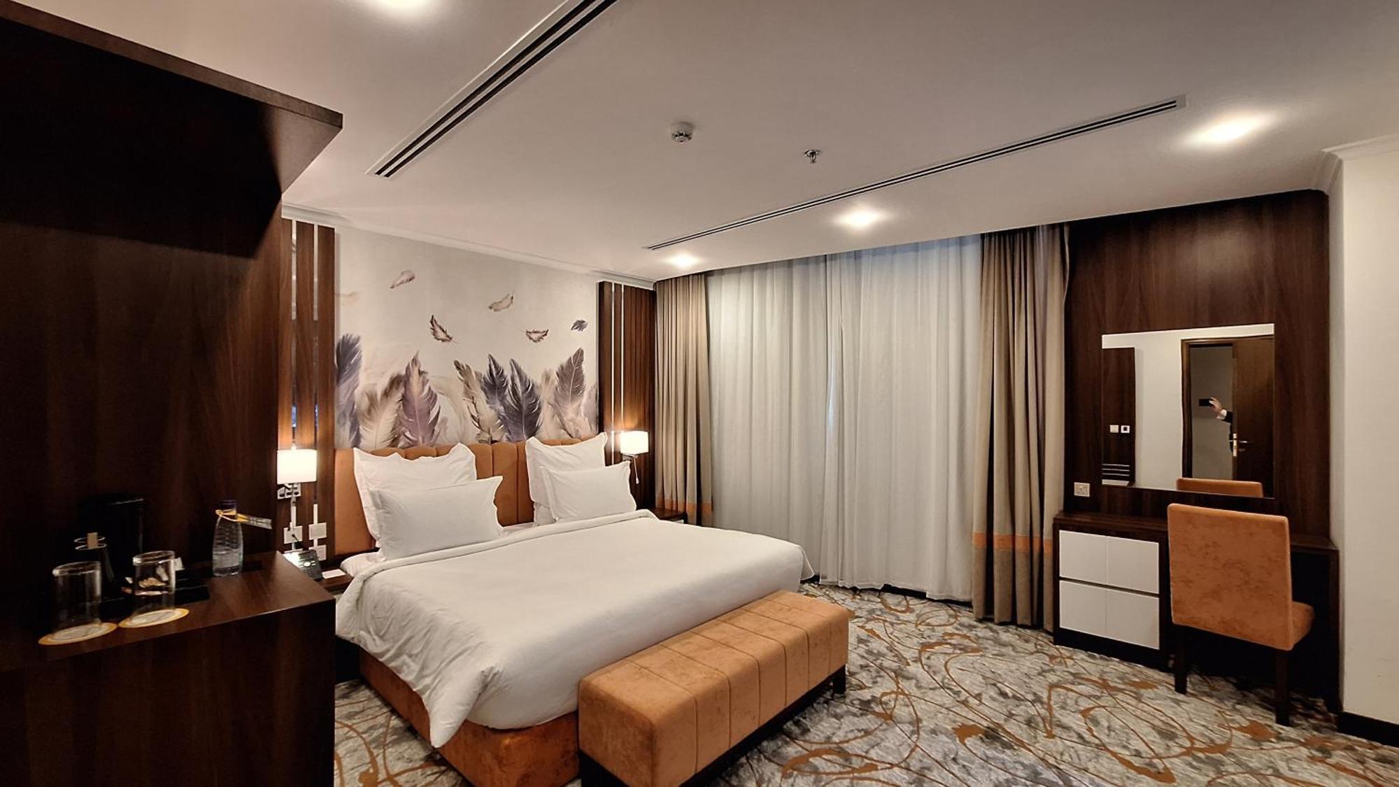 Tulip Plaza By Lpc Hotels & Resorts Hafar Al-Batin Bagian luar foto