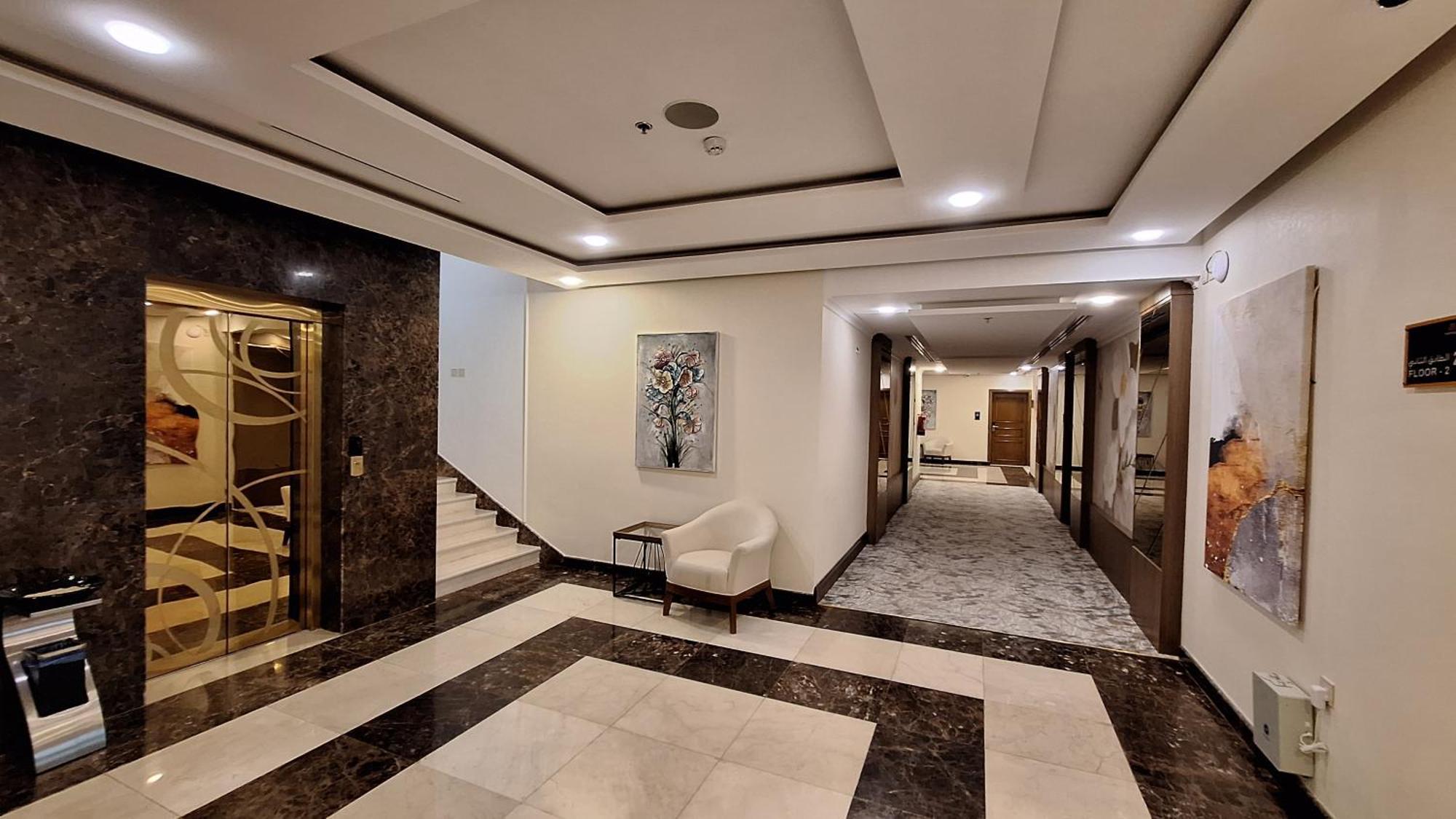 Tulip Plaza By Lpc Hotels & Resorts Hafar Al-Batin Bagian luar foto