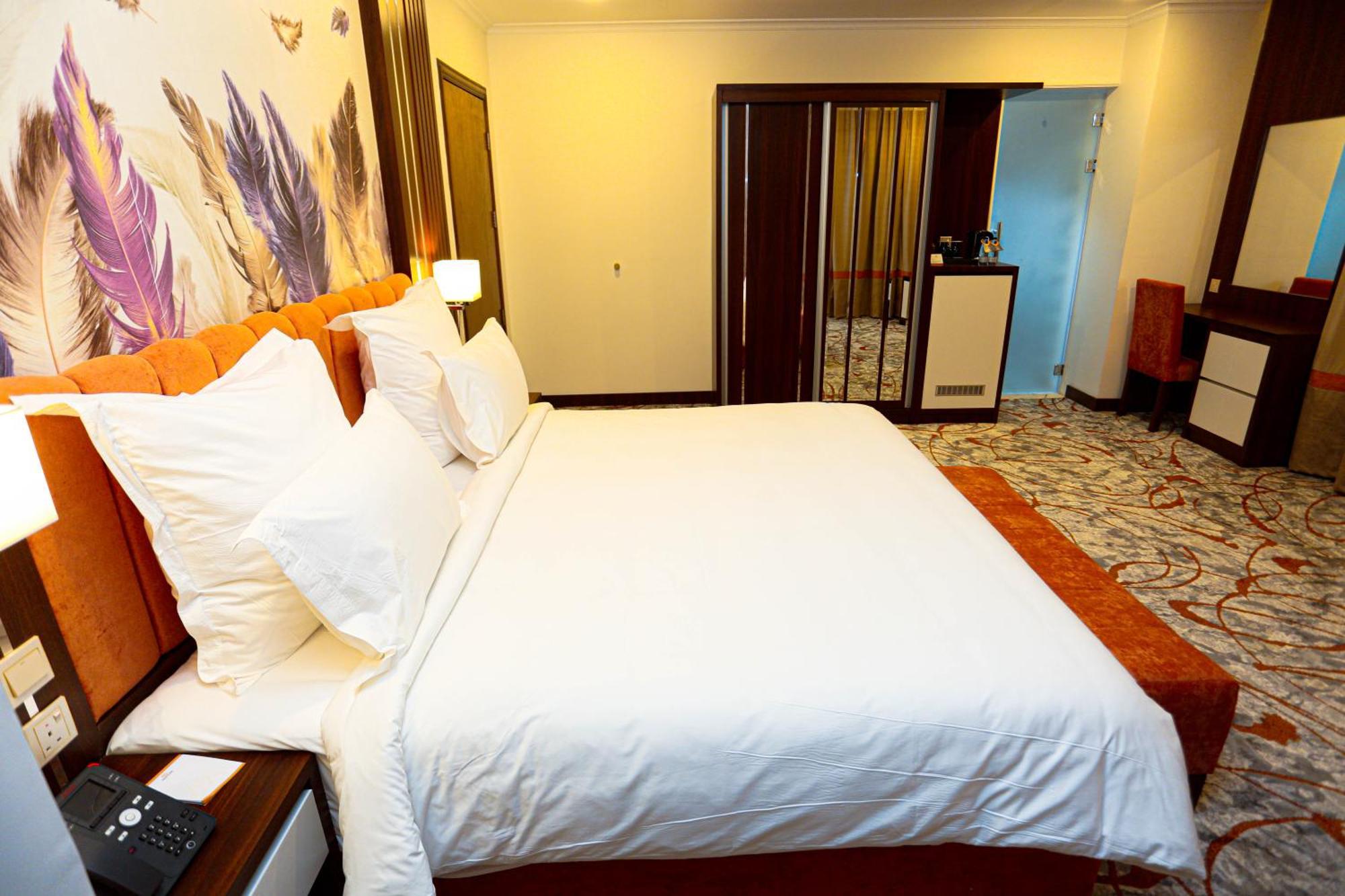 Tulip Plaza By Lpc Hotels & Resorts Hafar Al-Batin Bagian luar foto
