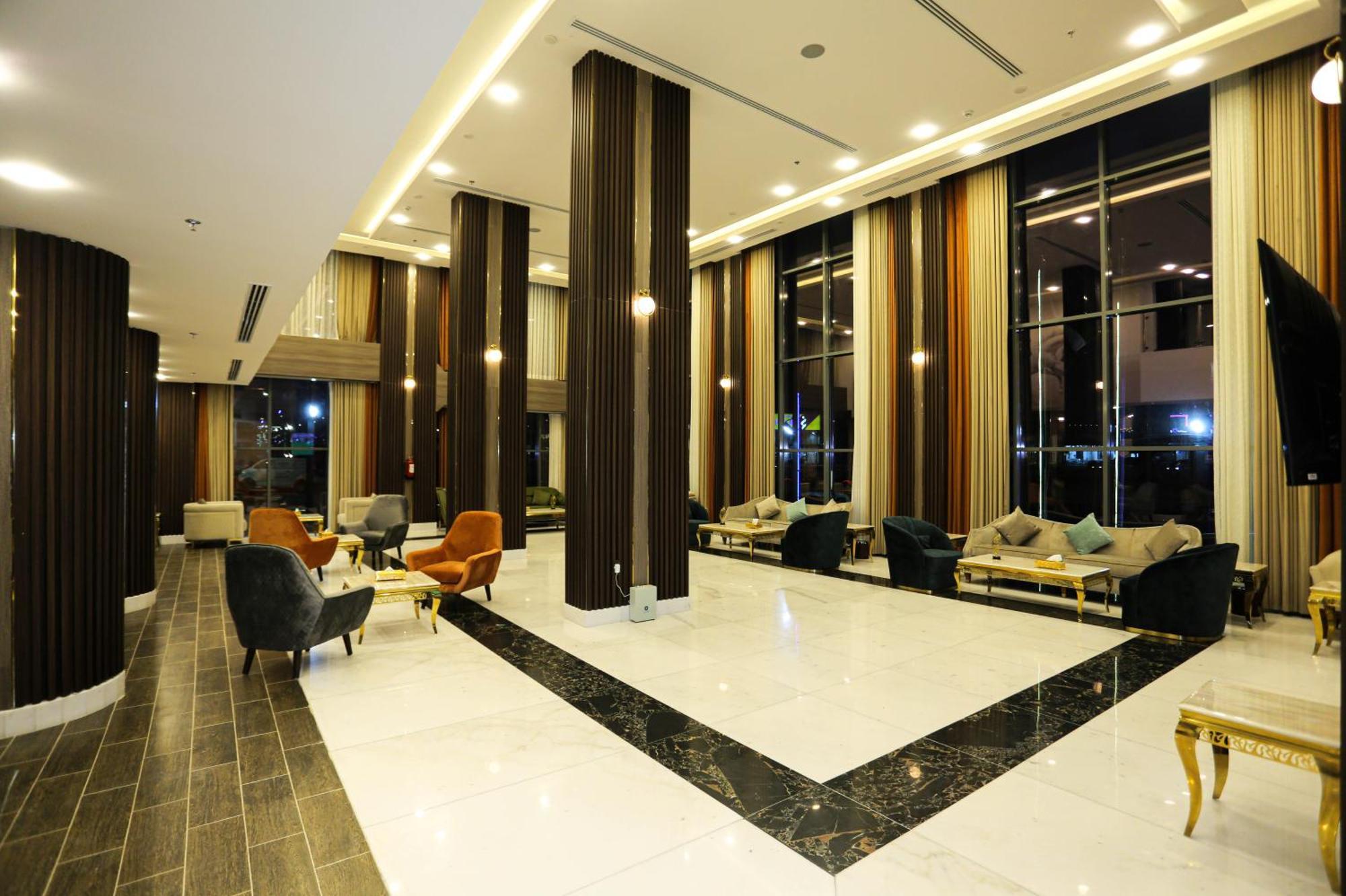 Tulip Plaza By Lpc Hotels & Resorts Hafar Al-Batin Bagian luar foto